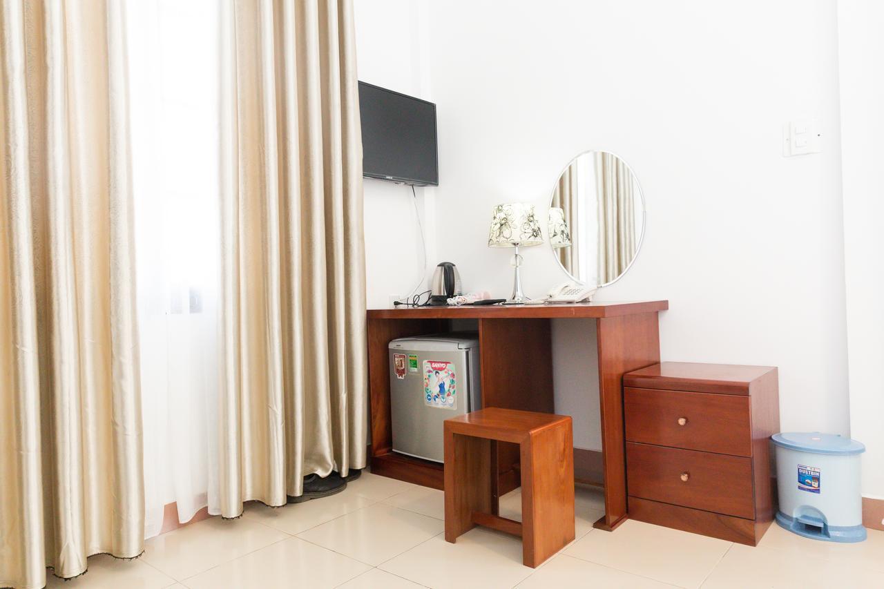 Ruby Bistro Hotel Hue Esterno foto