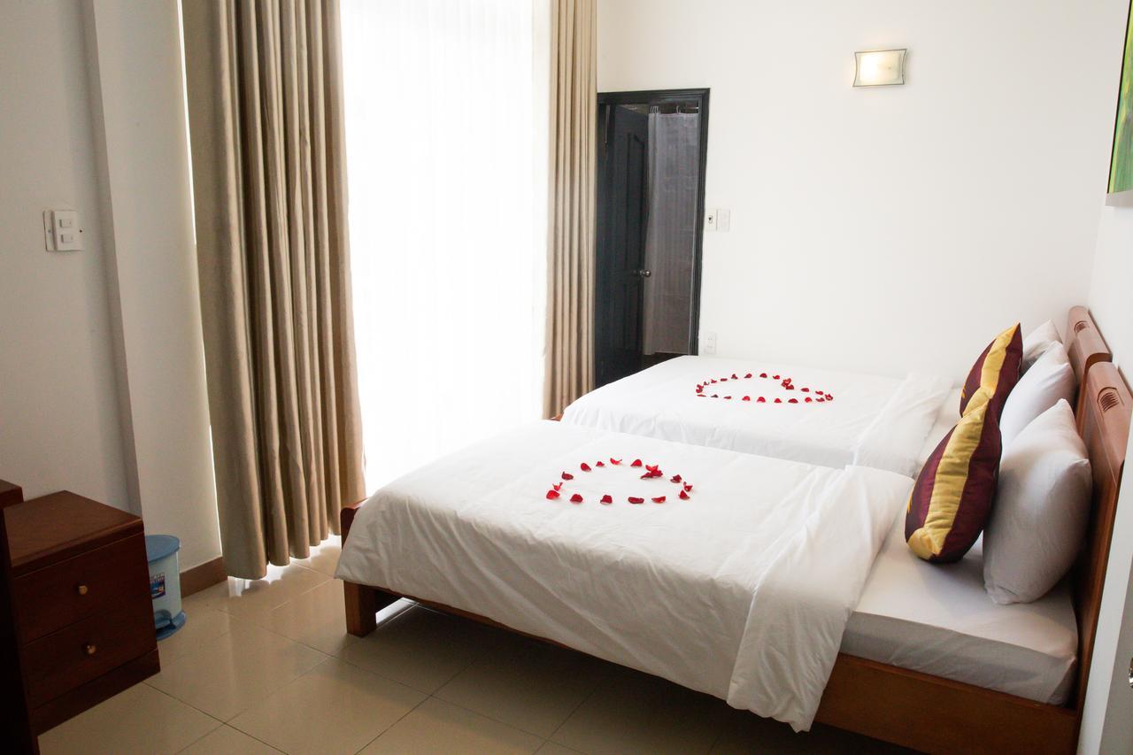 Ruby Bistro Hotel Hue Esterno foto